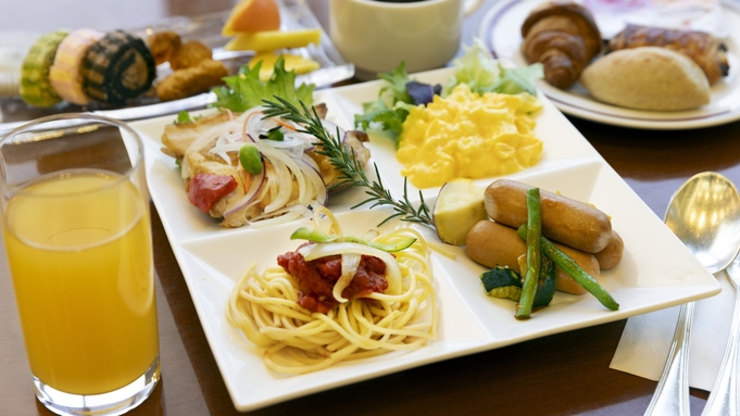 琵琶湖を眺めながら朝食を 近江の食材を使った60種類の和洋ビュッフェ　シンプルプラン【朝食付き】